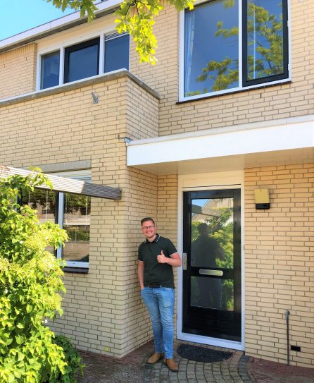 2. Gevelwash baksteen geel gereinigd 2. Gevelwash baksteen geel gereinigd